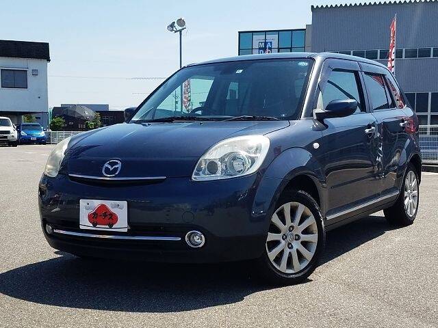 Mazda verisa 2008