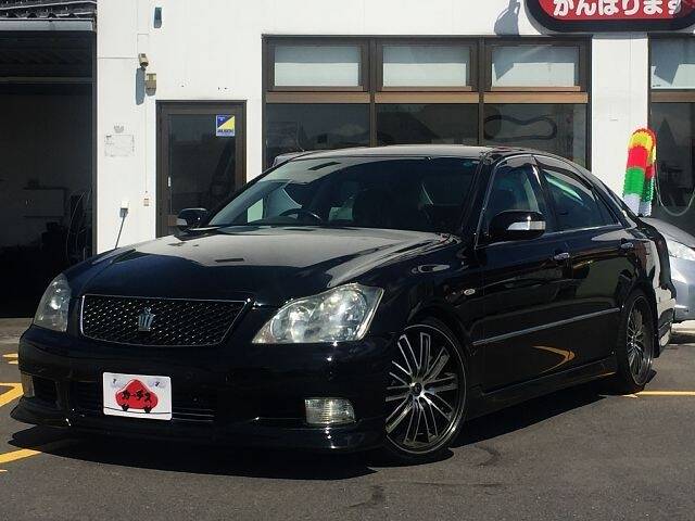 TOYOTA CROWN ATHLETE