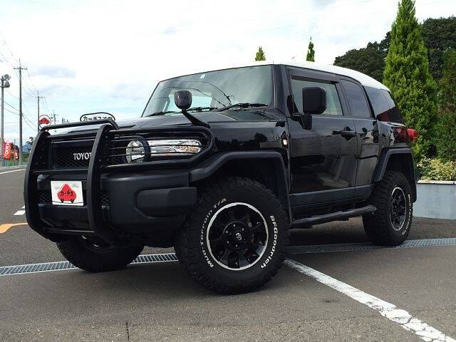 TOYOTA FJ CRUISER