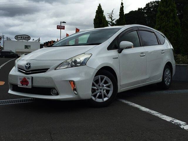 TOYOTA PRIUS α