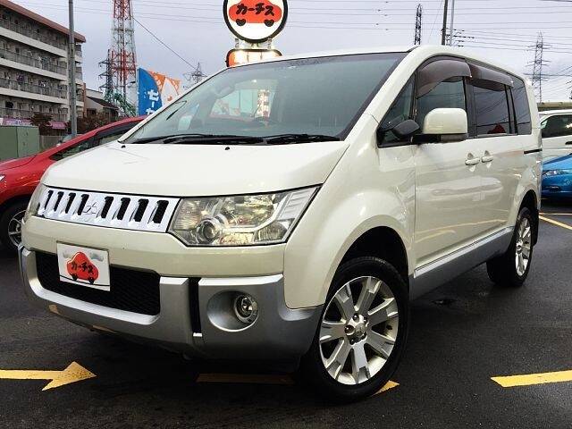 Mitsubishi delica d5 2012