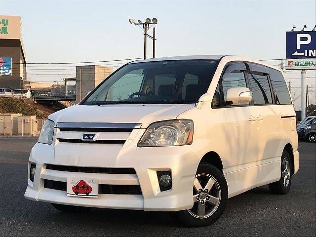 TOYOTA NOAH S