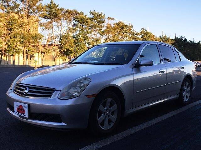 Nissan skyline 2005