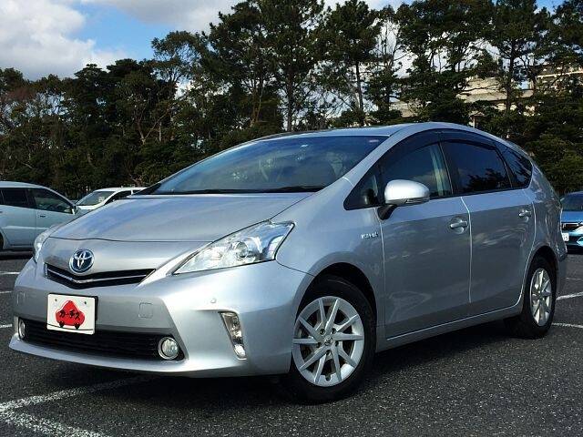 TOYOTA PRIUS α