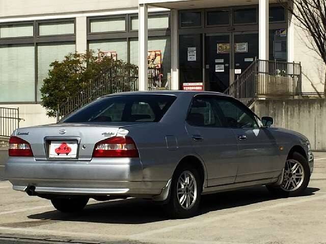 Nissan laurel 2000