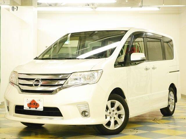 NISSAN SERENA HIGHWAYSTAR V SELECTION