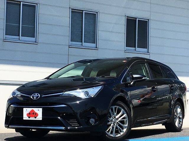 TOYOTA AVENSIS LI
