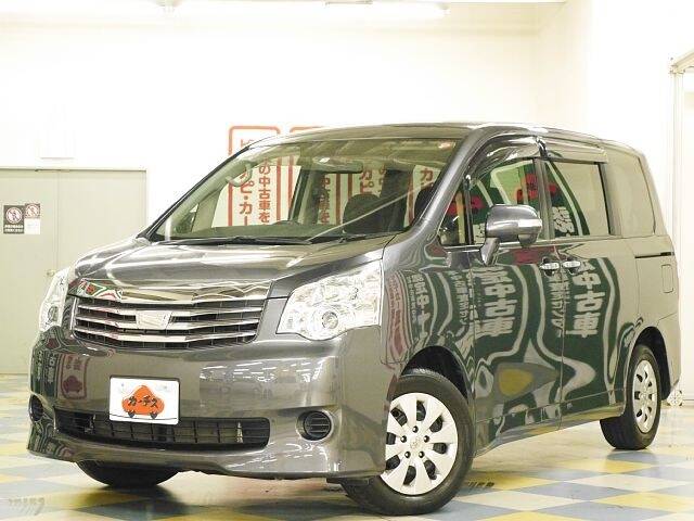 12 Toyota Noah Ref No Used Cars For Sale Picknbuy24 Com