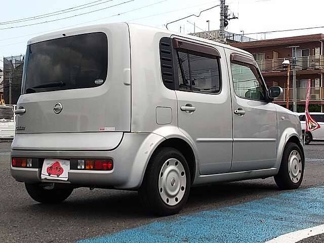 Nissan cube 2005