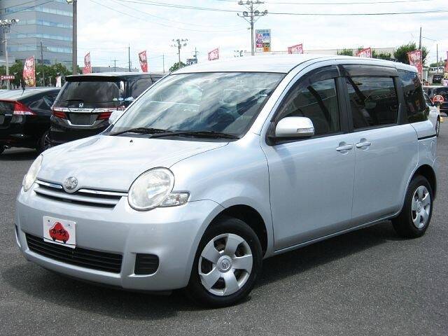 TOYOTA SIENTA X LIMITED
