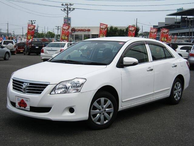 TOYOTA PREMIO F