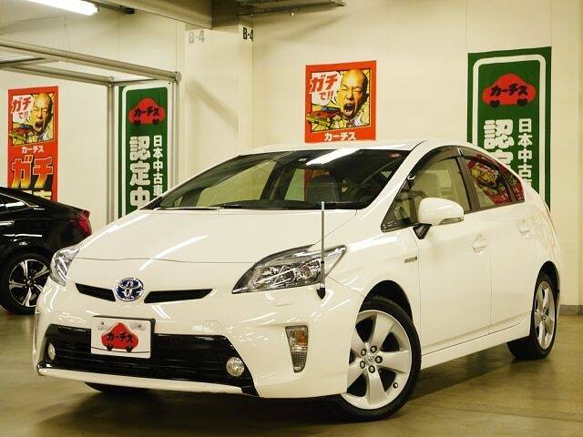 TOYOTA PRIUS S TOURING SELECTION