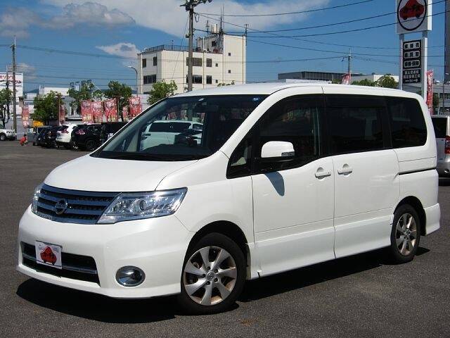 NISSAN SERENA HIGHWAYSTAR V SELECTION
