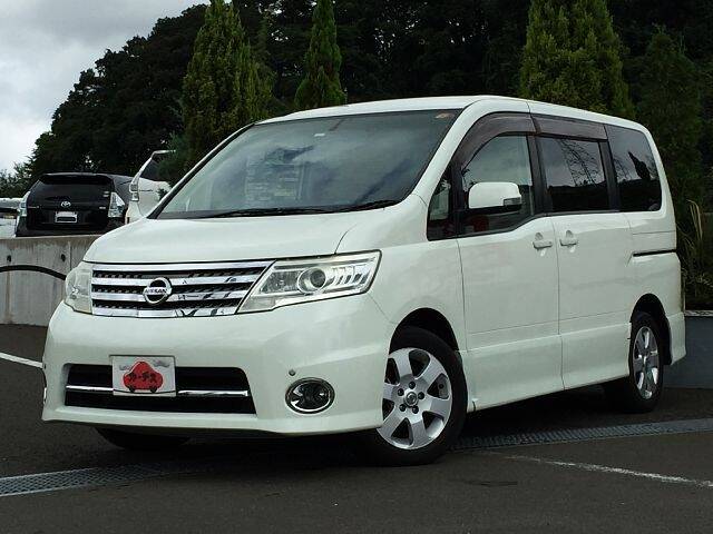 NISSAN SERENA HIGHWAYSTAR V SELECTION