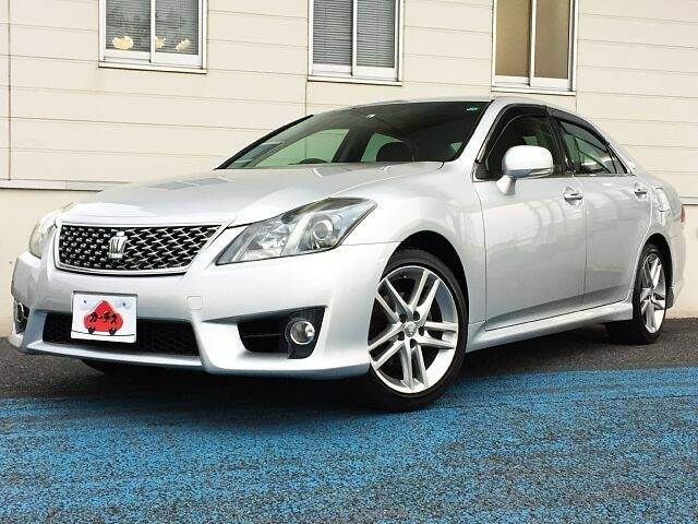 TOYOTA CROWN ATHLETE