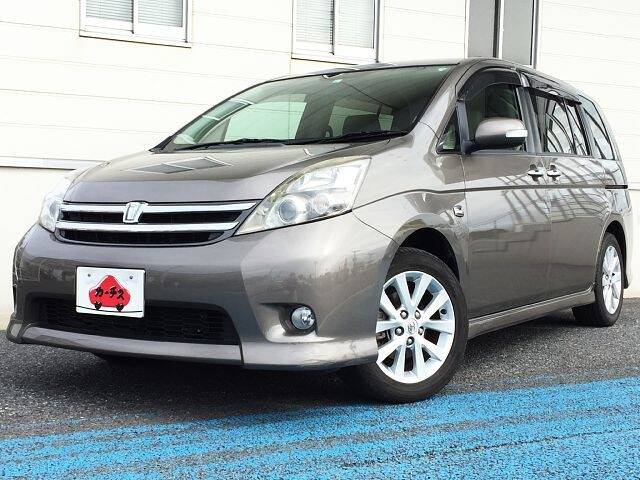 TOYOTA ISIS