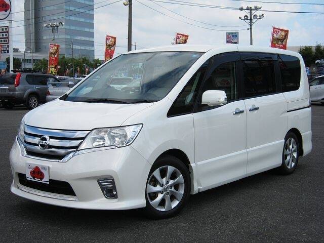 NISSAN SERENA HIGHWAYSTAR V SELECTION