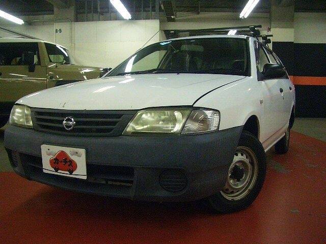 Nissan ad 2006