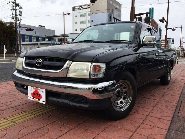 TOYOTA HILUX SPORT PICK UP EXTRA CAB
