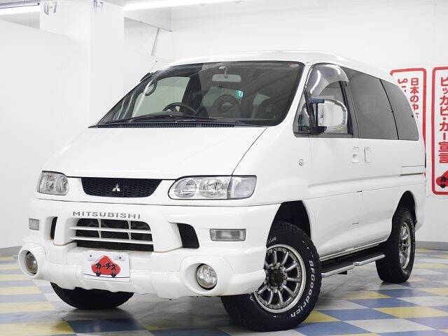 MITSUBISHI DELICA SPACE GEAR CHAMONIX