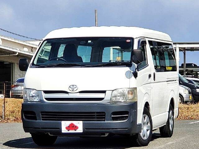 TOYOTA HIACE DX