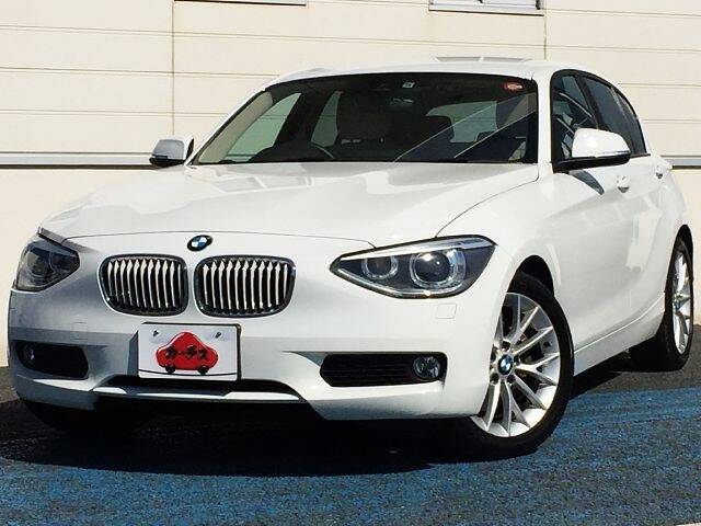 BMW 116i (1 SERIES)