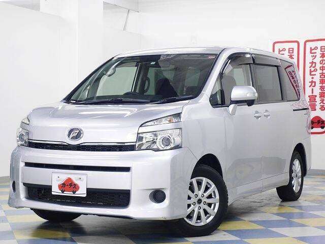 TOYOTA VOXY X L EDITION