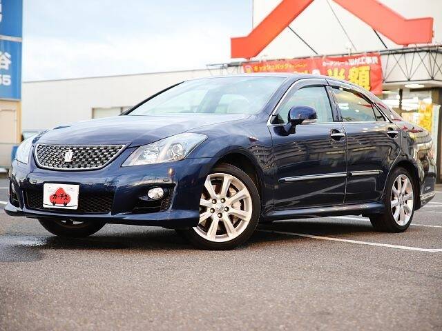TOYOTA CROWN ATHLETE