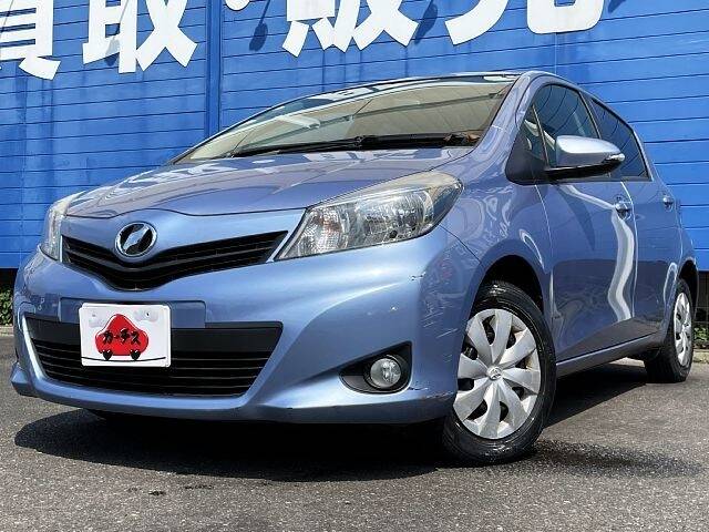 TOYOTA VITZ (YARIS)