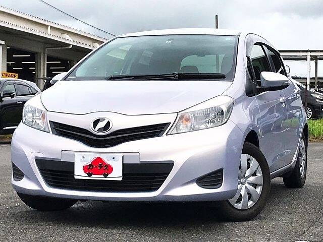 TOYOTA VITZ (YARIS)