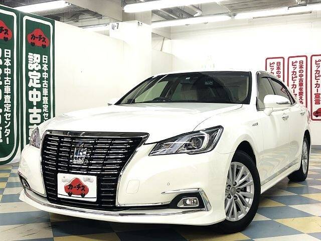 TOYOTA CROWN ROYAL SALOON
