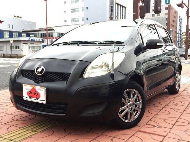 TOYOTA VITZ (YARIS)