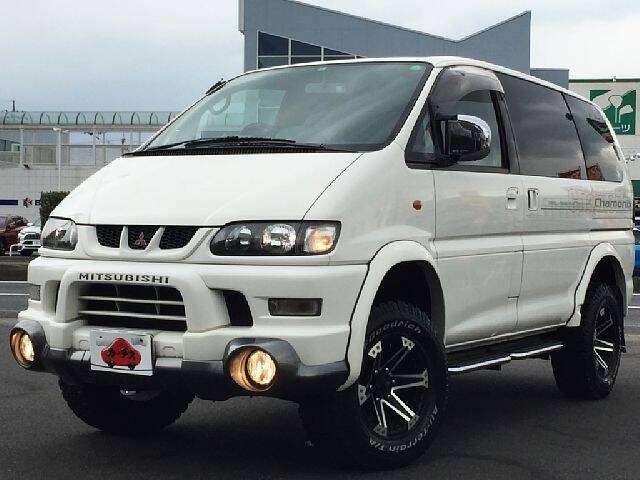 MITSUBISHI DELICA SPACE GEAR CHAMONIX