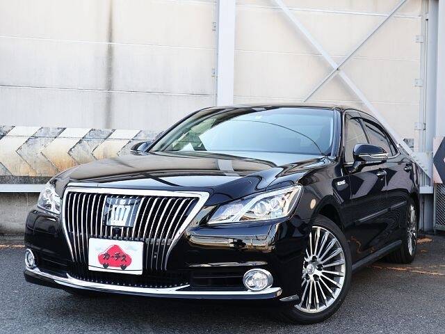 TOYOTA CROWN MAJESTA