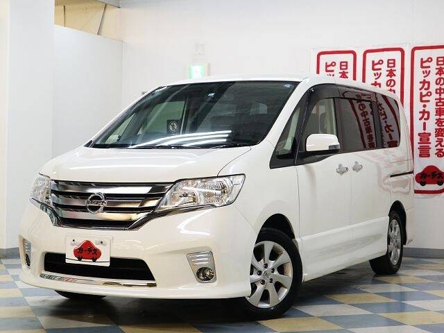 NISSAN SERENA HIGHWAYSTAR V SELECTION