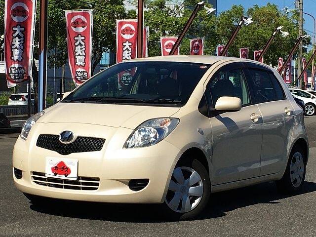 TOYOTA VITZ (YARIS)