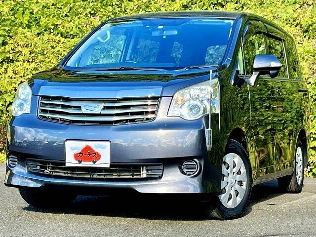 TOYOTA NOAH X