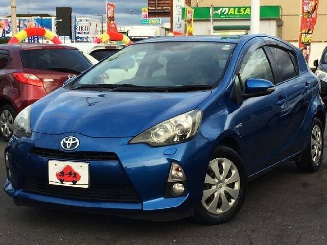 TOYOTA AQUA S