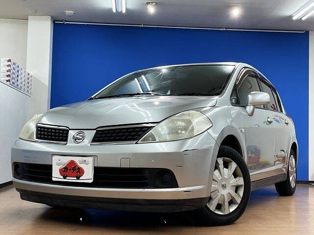 NISSAN TIIDA 15M