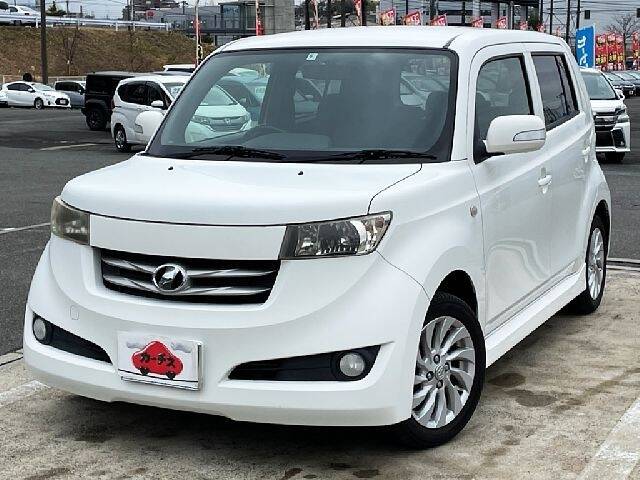TOYOTA bB Z X VERSION