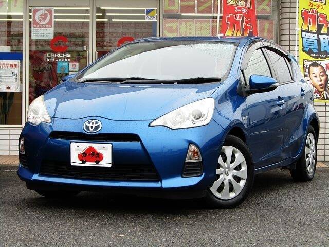 TOYOTA AQUA S