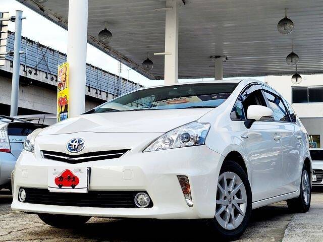 TOYOTA PRIUS α