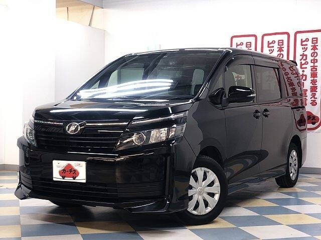 TOYOTA VOXY X