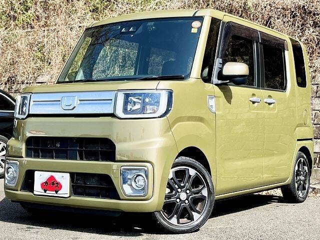 DAIHATSU WAKE