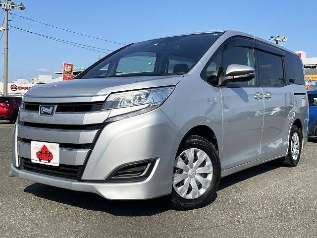 TOYOTA NOAH X