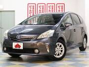 2011 TOYOTA PRIUS ALPHA G