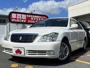 2004 TOYOTA CROWN ROYAL SALOON