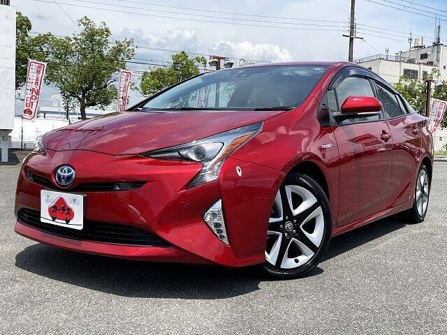 TOYOTA PRIUS A TOURING SELECTION