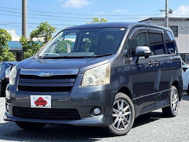 TOYOTA NOAH S