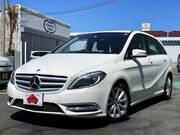 2012 MERCEDES BENZ B180